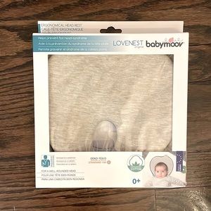 Lovenest baby pillow EUC